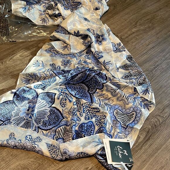 Echo Floral Paisley Silk Oblong Scarf - Picture 2 of 2